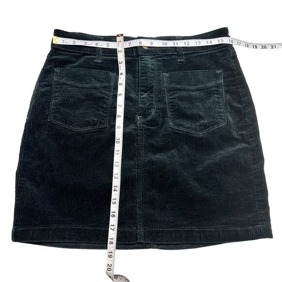 Judy Blue | Women | Emerald Green Corduroy Patch Pocket Mini Skirt | Size XL - Picture 4 of 11